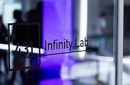 KTU kvies pasaulį pažinti naujoje virtualios realybės auditorijoje „InfinityLab“